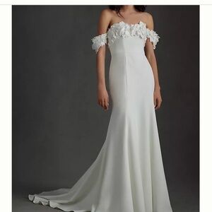 Never worn Jenny Yoo wedding dress
